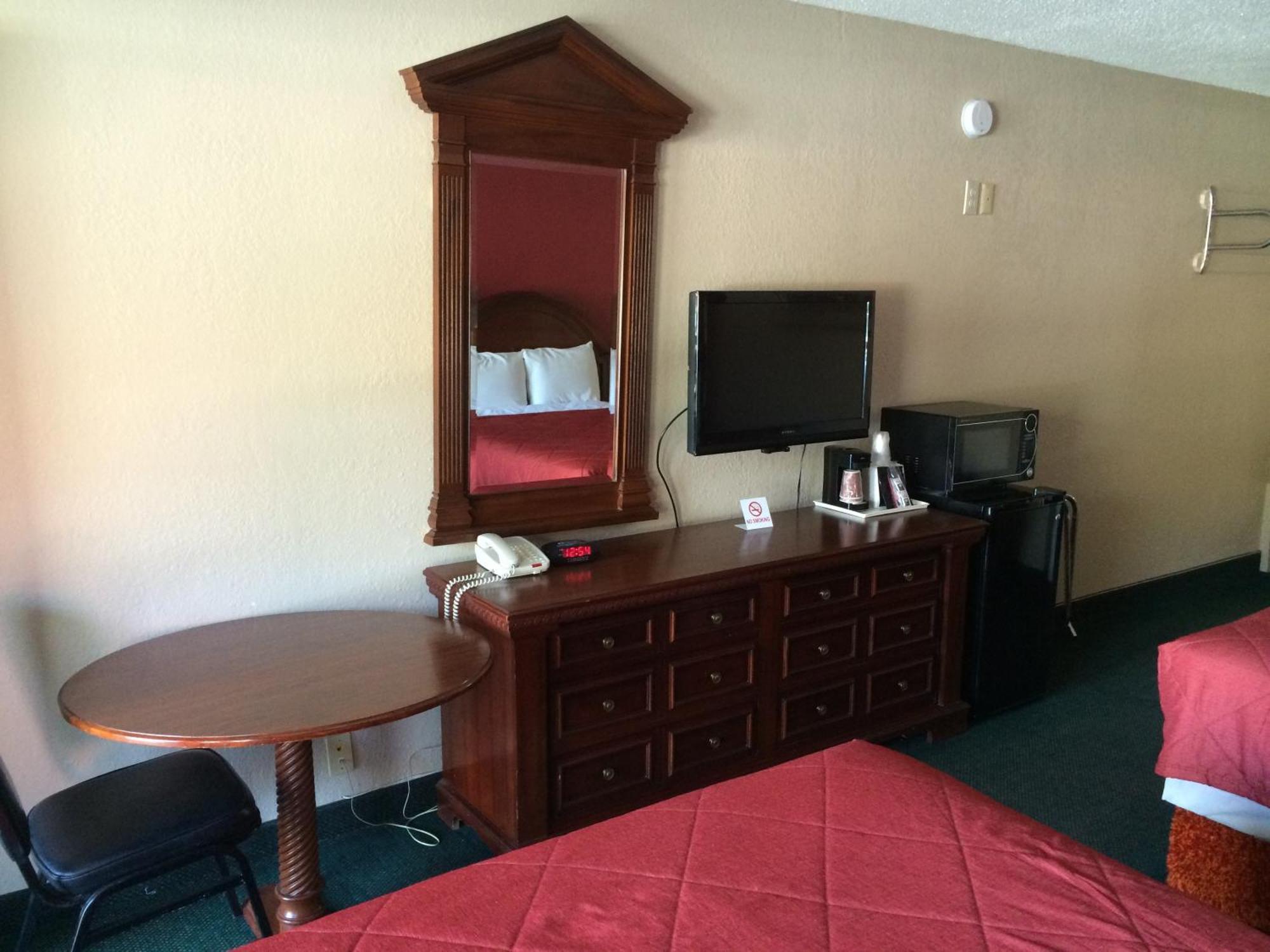 Bestway Inn Ruidoso Downs Habitación foto