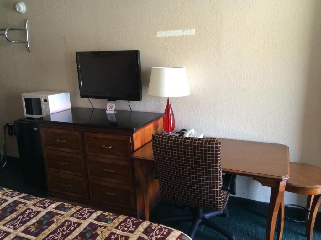 Bestway Inn Ruidoso Downs Habitación foto